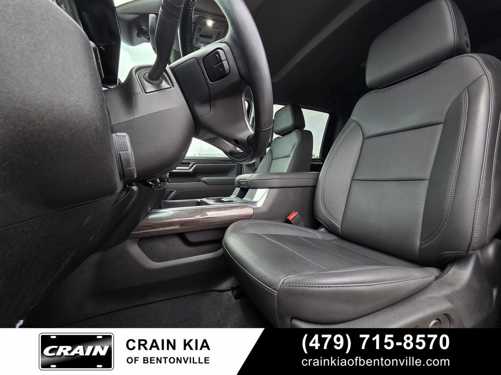 2025 Chevrolet Silverado 2500HD LTZ - 4WD / CLEAN CARFAX / ONE OWNER