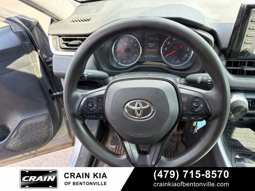 2019 Toyota RAV4 LE - AWD / CLEAN CARFAX / ONE OWNER