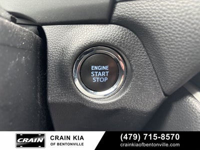 2021 Toyota RAV4 XLE - AWD / CLEAN CARFAX / ONE OWNER