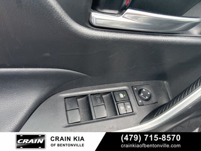 2021 Toyota RAV4 XLE - AWD / CLEAN CARFAX / ONE OWNER