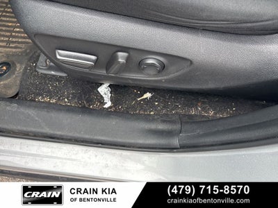 2021 Toyota RAV4 XLE - AWD / CLEAN CARFAX / ONE OWNER