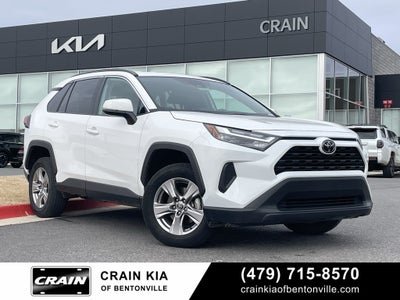 2024 Toyota RAV4 XLE - CLEAN CARFAX / ONE OWNER