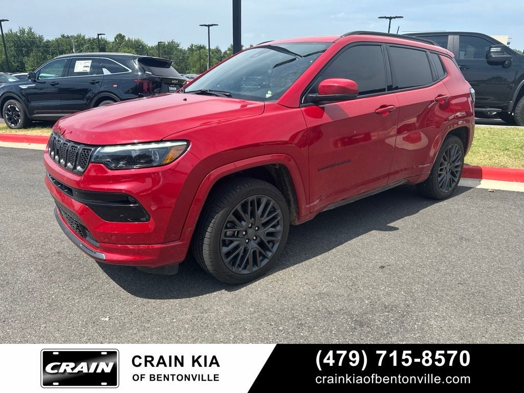 2024 Jeep Compass Limited - 4WD / PANORAMIC SUNROOF / CLEAN CARFAX