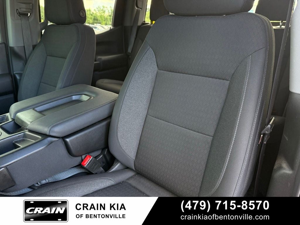 2025 Chevrolet Silverado 1500 Custom Trail Boss - 4WD / CARFAX ONE OWNER