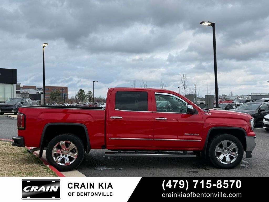 2017 GMC Sierra 1500 SLT - 4WD / SUNROOF / CLEAN CARFAX / ONE OWNER
