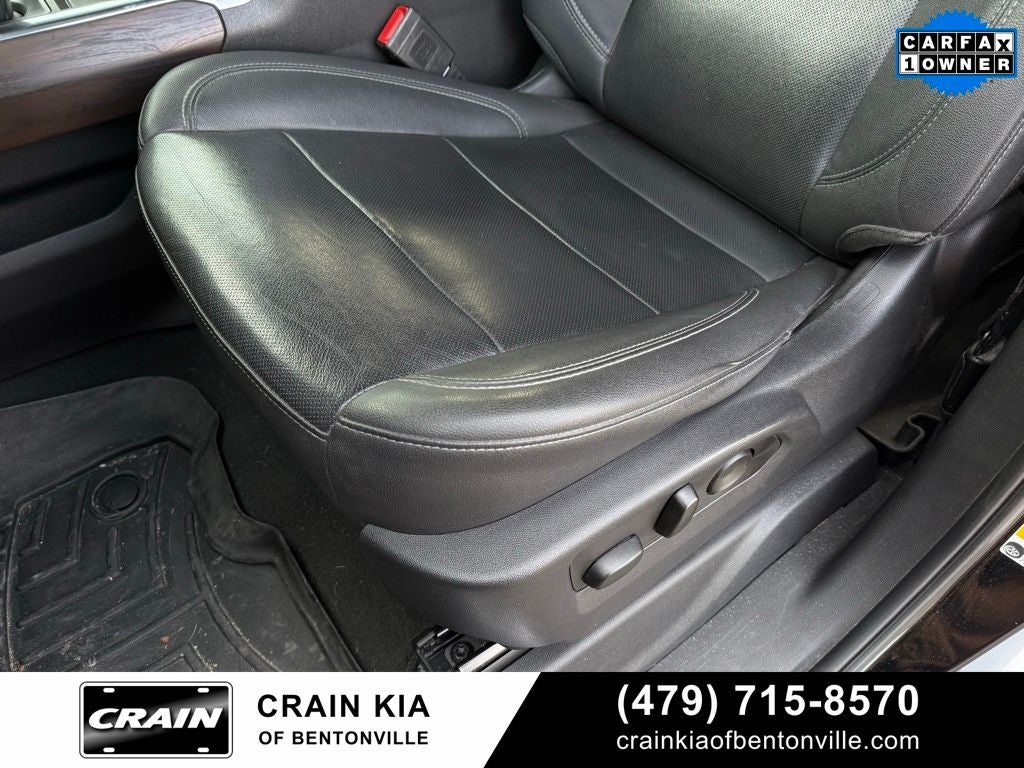 2023 GMC Sierra 1500 SLT - 4WD / CARFAX ONE OWNER