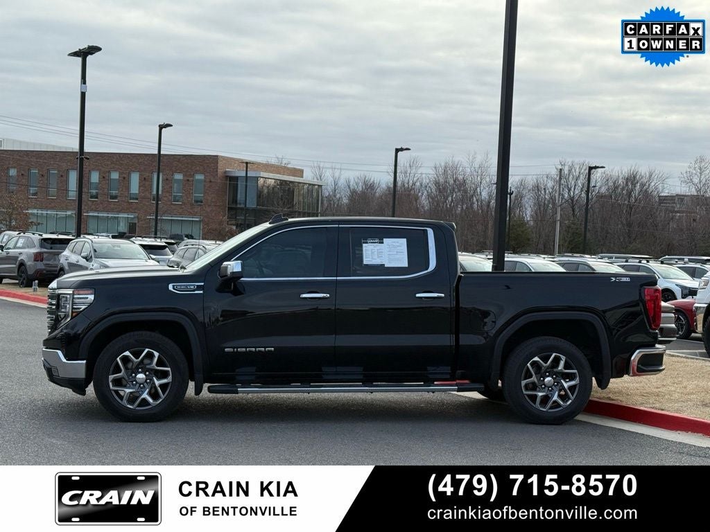 2023 GMC Sierra 1500 SLT - 4WD / CARFAX ONE OWNER
