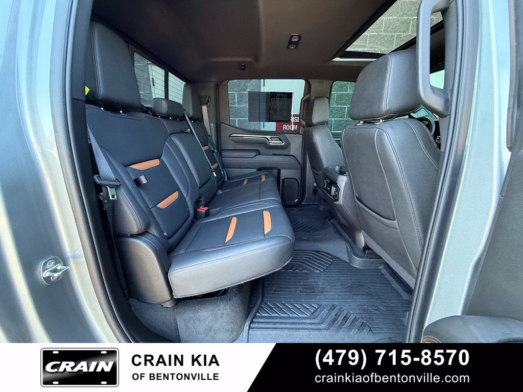 2024 GMC Sierra 1500 AT4 - 4WD / SUNROOF / CLEAN CARFAX
