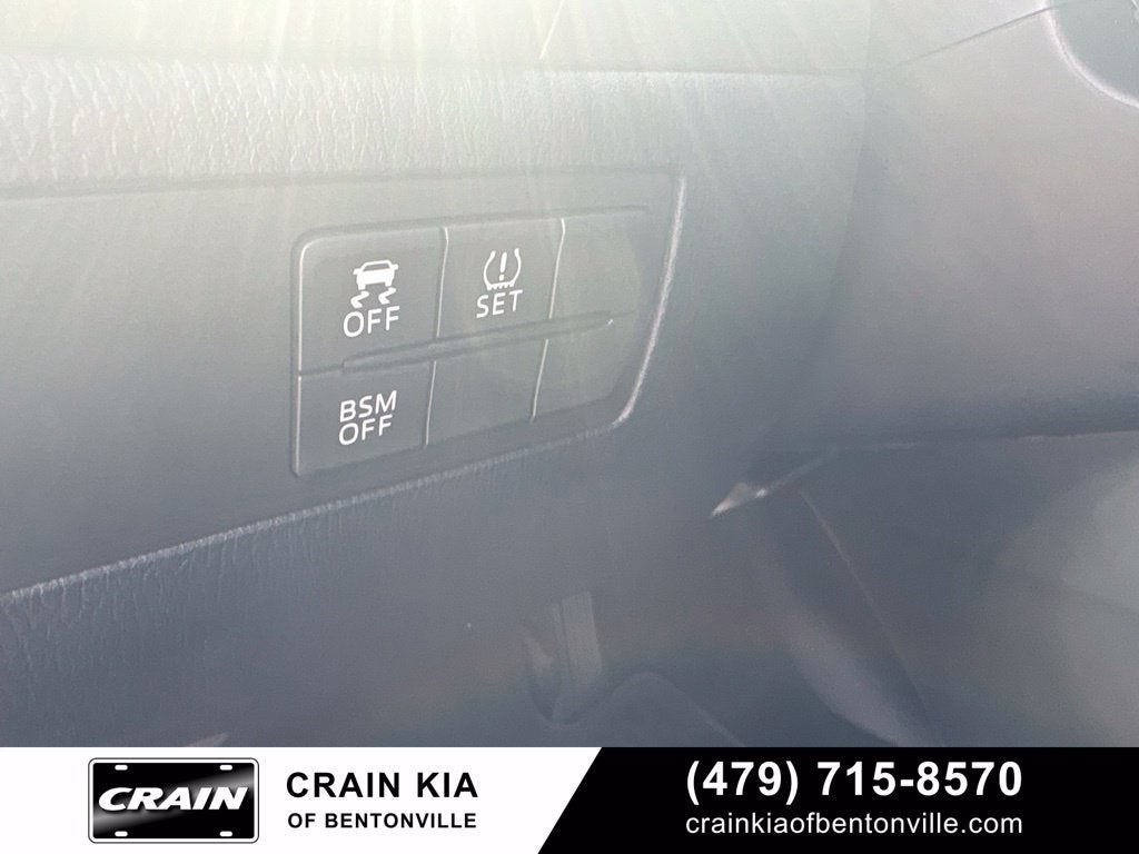 2015 Mazda Mazda3 i Grand Touring - SUNROOF