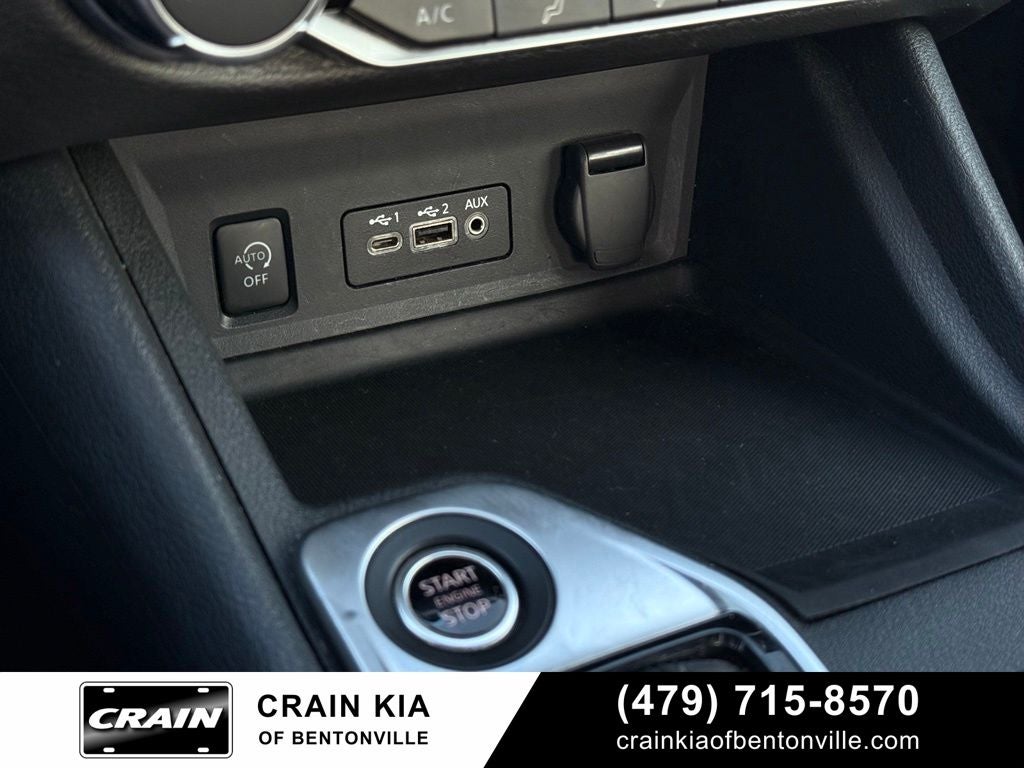 2025 Nissan Sentra SV - CLEAN CARFAX / ONE OWNER