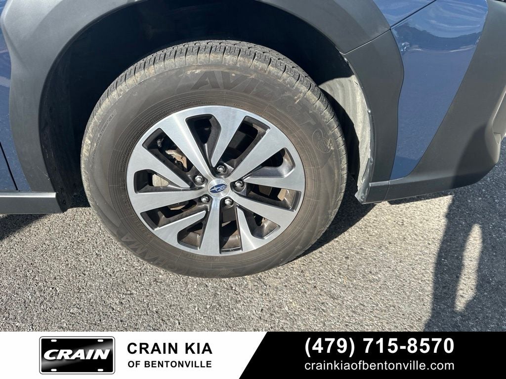 2025 Subaru Outback Premium - AWD / CLEAN CARFAX / ONE OWNER