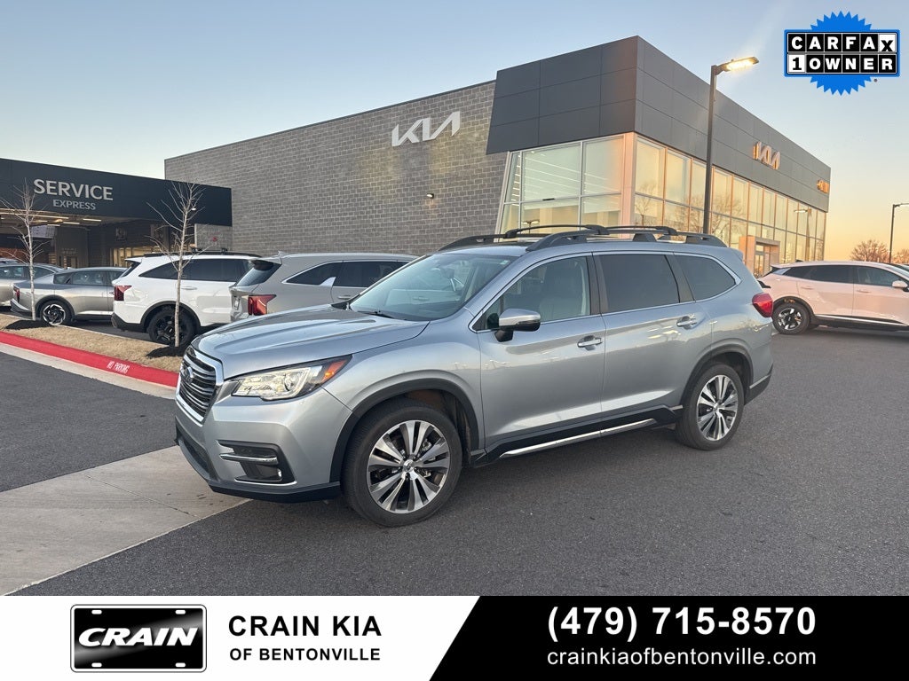2021 Subaru Ascent Limited - AWD / PANORAMIC SUNROOF / ONE OWNER