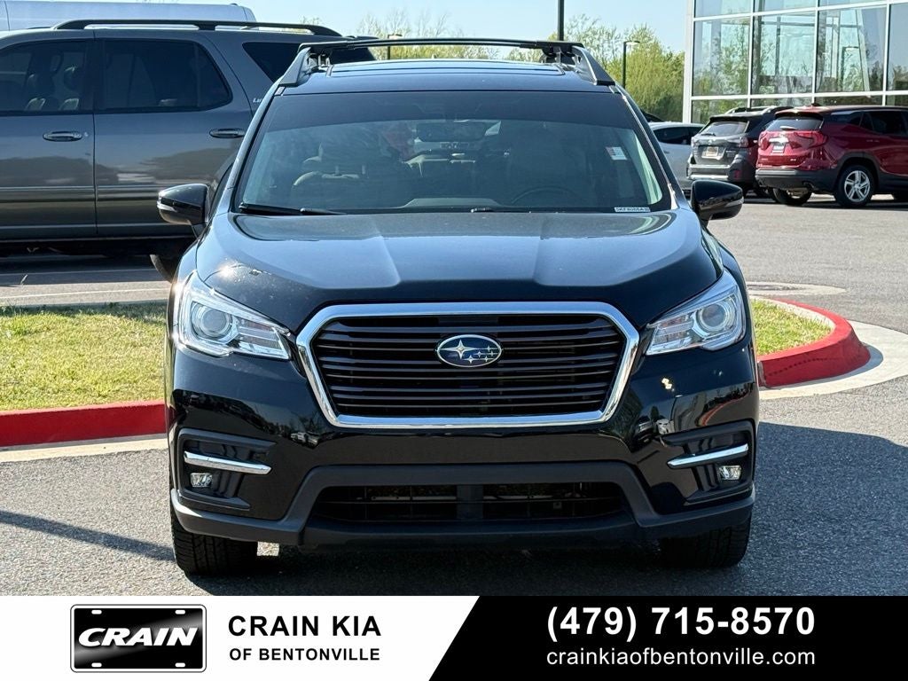 2022 Subaru Ascent Limited - AWD / PANORAMIC SUNROOF / CARFAX ONE OWNER