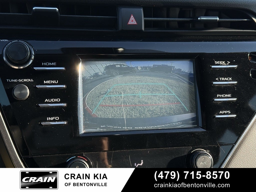 2018 Toyota Camry SE - LEATHER