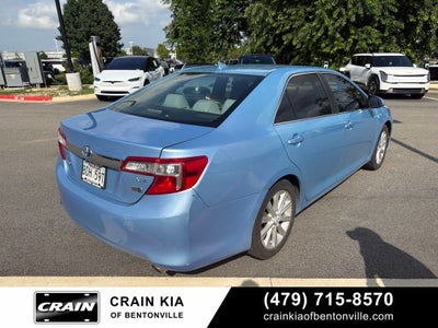 2013 Toyota Camry Hybrid XLE - SUNROOF