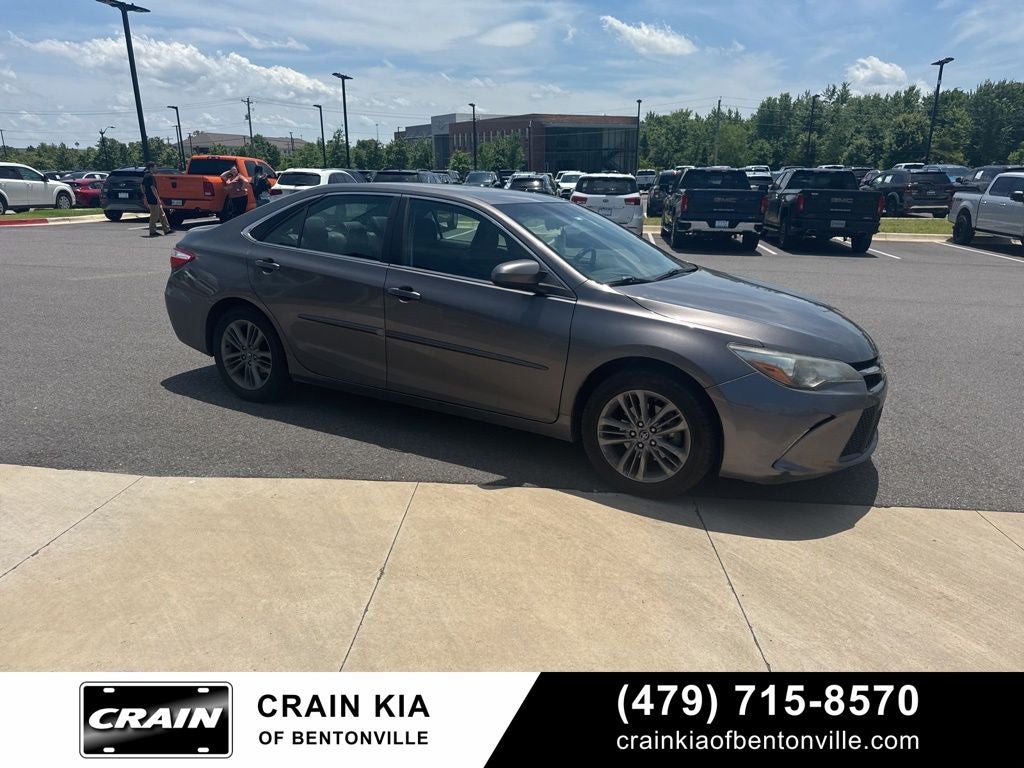 2017 Toyota Camry SE