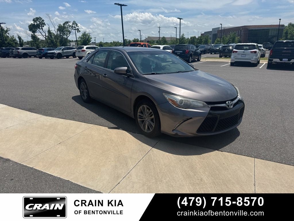 2017 Toyota Camry SE