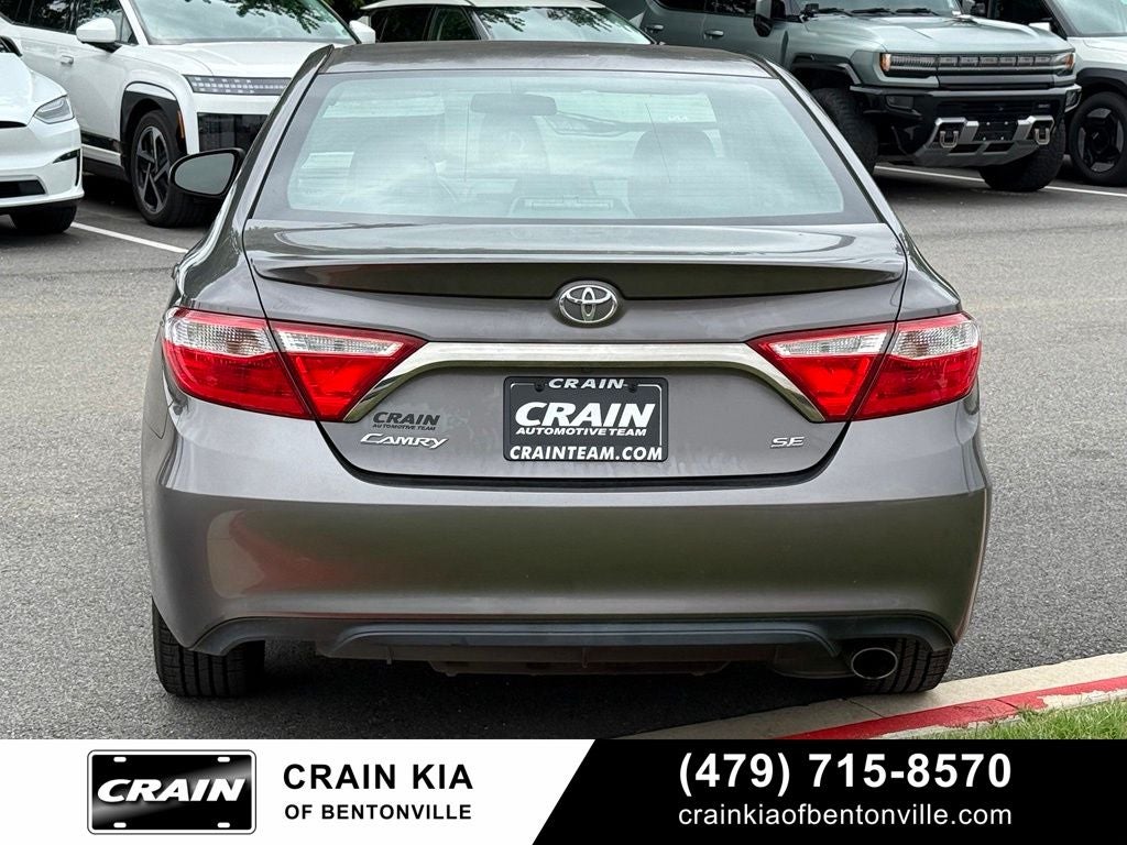 2017 Toyota Camry SE