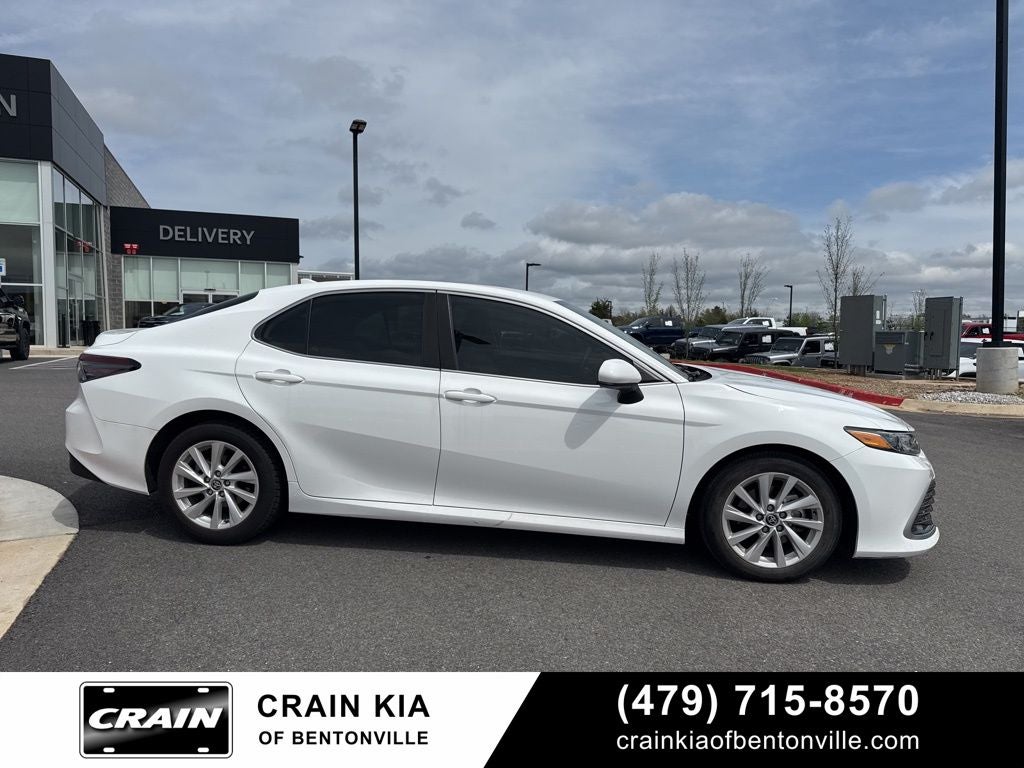 2023 Toyota Camry LE - CLEAN CARFAX / ONE OWNER