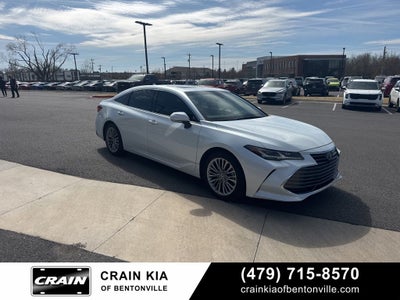 2022 Toyota Avalon Hybrid Limited - SUNROOF / CLEAN CARFAX