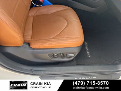 2022 Toyota Avalon Hybrid Limited - SUNROOF / CLEAN CARFAX