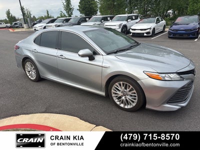 2020 Toyota Camry Hybrid XLE - HYBRID!