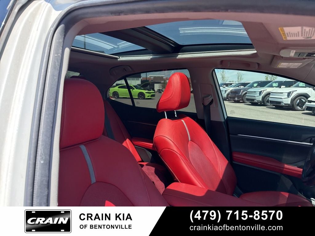 2021 Toyota Camry XSE - PANORAMIC SUNROOF / CARFAX ONE OWNER