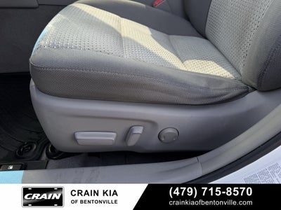 2014 Toyota Camry XLE - SUNROOF