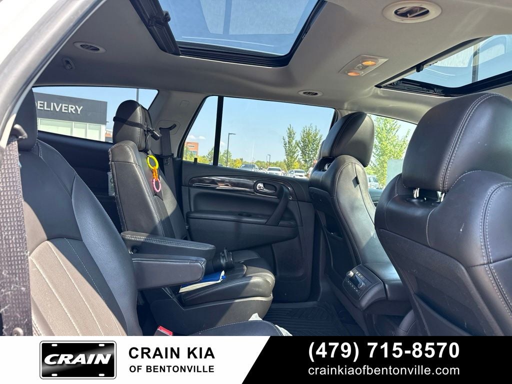 2016 Buick Enclave Premium Group - AWD / DUAL SUNROOF / CLEAN CARFAX