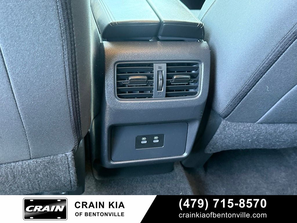 2024 Nissan Rogue SV - AWD / CLEAN CARFAX / ONE OWNER