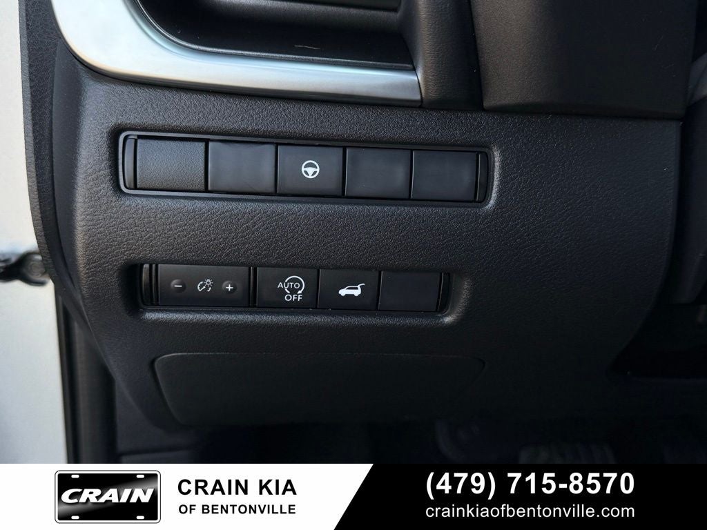 2024 Nissan Rogue SV - AWD / CLEAN CARFAX / ONE OWNER