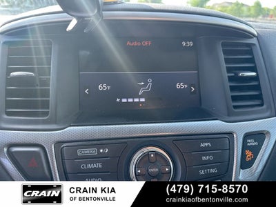 2017 Nissan Pathfinder SL - 4WD / LEATHER