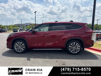 2022 Toyota Highlander Platinum - AWD / PANORAMIC SUNROOF / CLEAN CARFAX