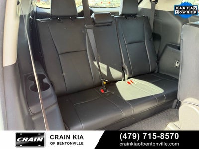 2023 Toyota Highlander XLE - SUNROOF / CARFAX ONE OWNER