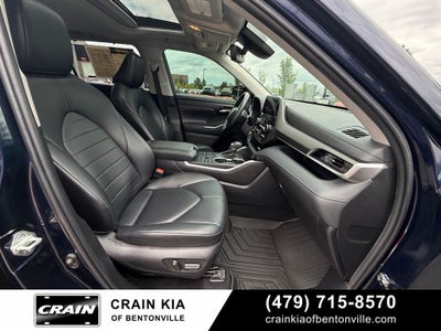 2023 Toyota Highlander XLE - AWD / SUNROOF