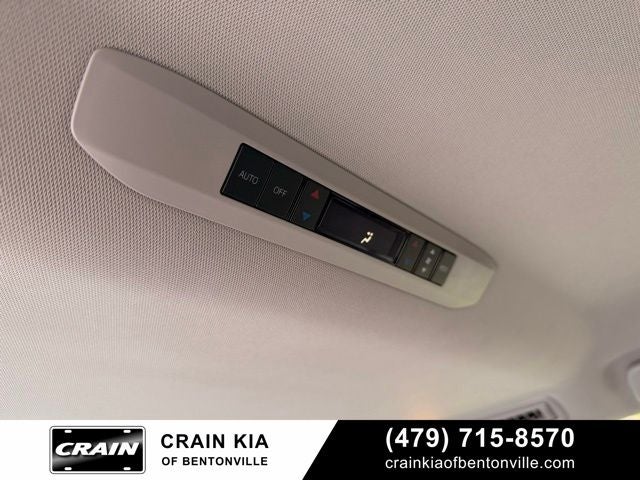 2023 Toyota Sienna Limited - SUNROOF / CLEAN CARFAX / ONE OWNER