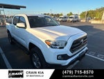 2016 Toyota Tacoma SR5 V6 - CARFAX ONE OWNER