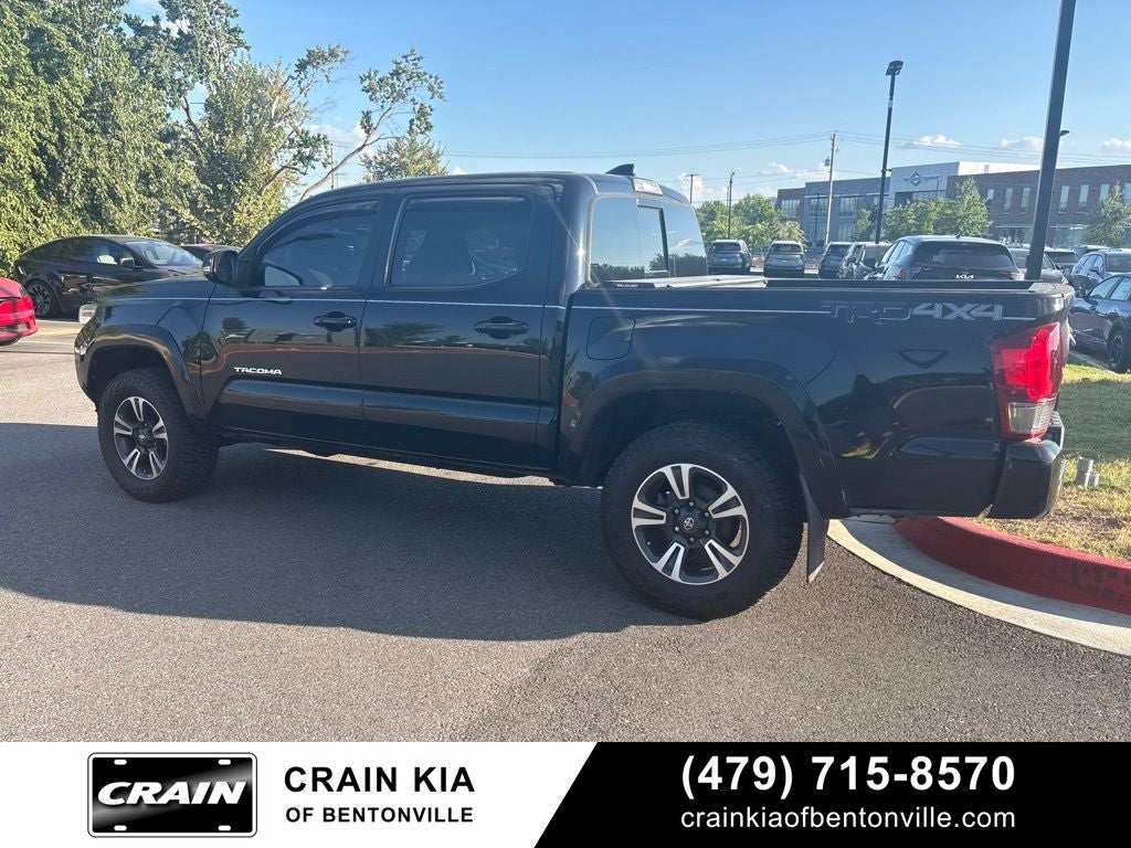 2017 Toyota Tacoma TRD Sport V6 - 4WD