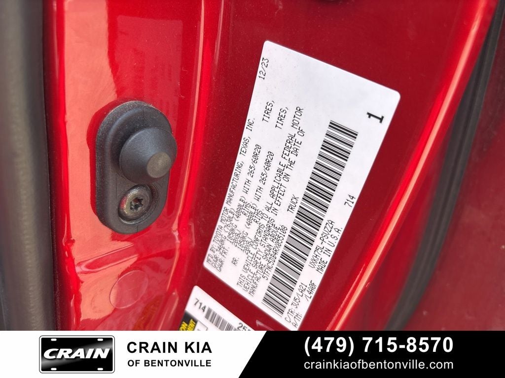 2024 Toyota Tundra Hybrid Platinum - 4WD / PANORAMIC SUNROOF / CARFAX ONE OWNER