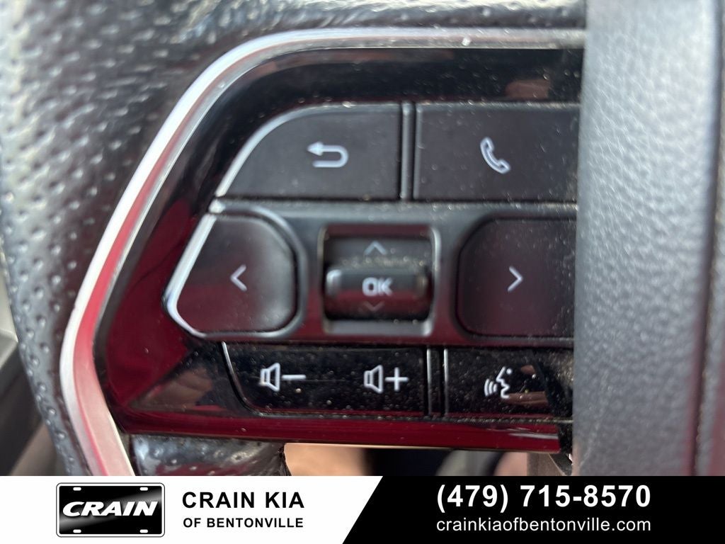 2024 Toyota Tundra Hybrid Platinum - 4WD / PANORAMIC SUNROOF / CARFAX ONE OWNER