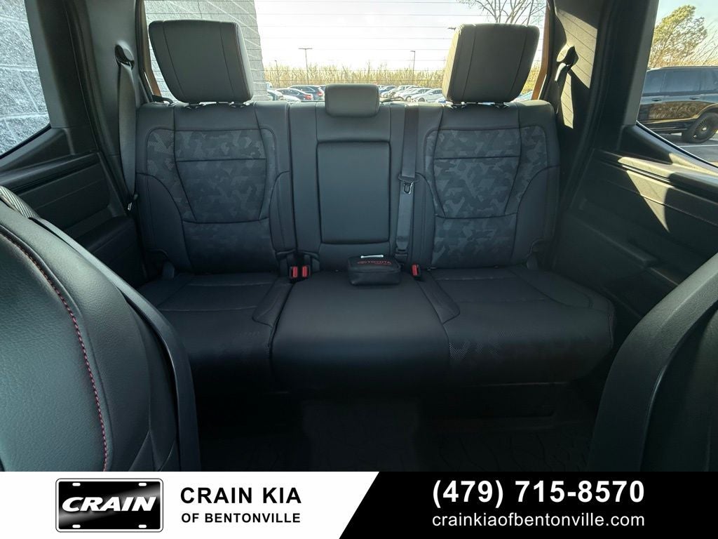 2026 Toyota Tundra Hybrid TRD Pro - 4WD / PANORAMIC SUNROOF / CARFAX ONE OWNER