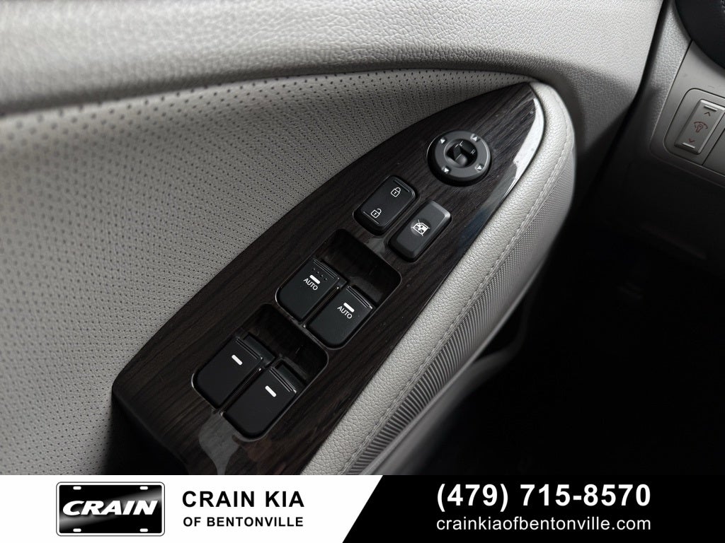 2015 Kia Optima EX - CLEAN CARFAX / VERY LOW MILES!