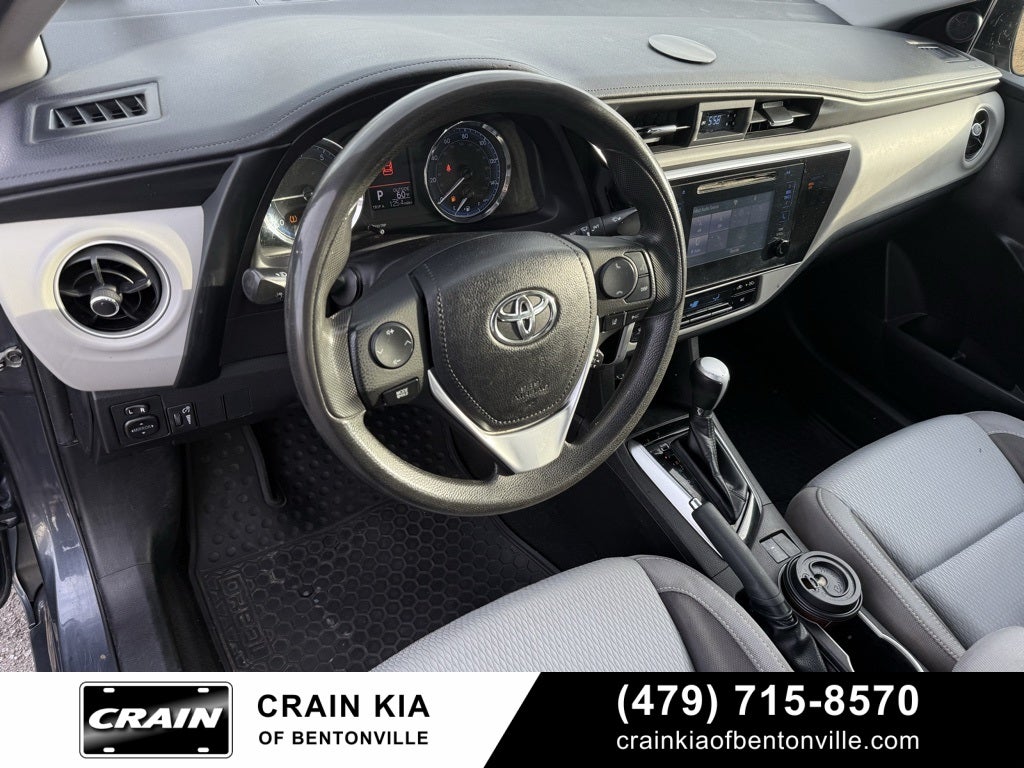 2018 Toyota Corolla LE - CLEAN CARFAX