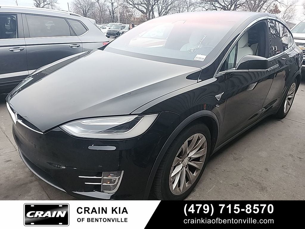 2017 Tesla Model X 75D - AWD / CLEAN CARFAX