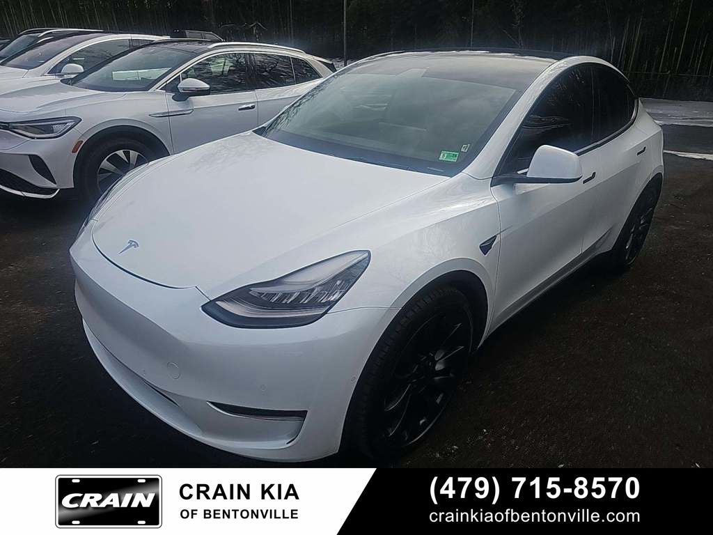 2021 Tesla Model Y Performance - AWD / CARFAX ONE OWNER