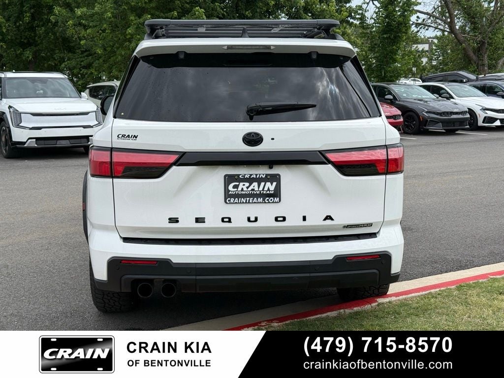 2025 Toyota Sequoia TRD Pro - 4WD / PANORAMIC SUNROOF / ONE OWNER