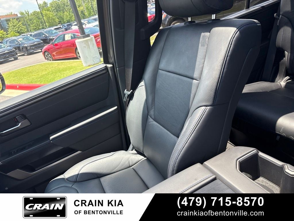2026 Toyota Sequoia Platinum - 4WD / PANORAMIC SUNROOF / ONE OWNER