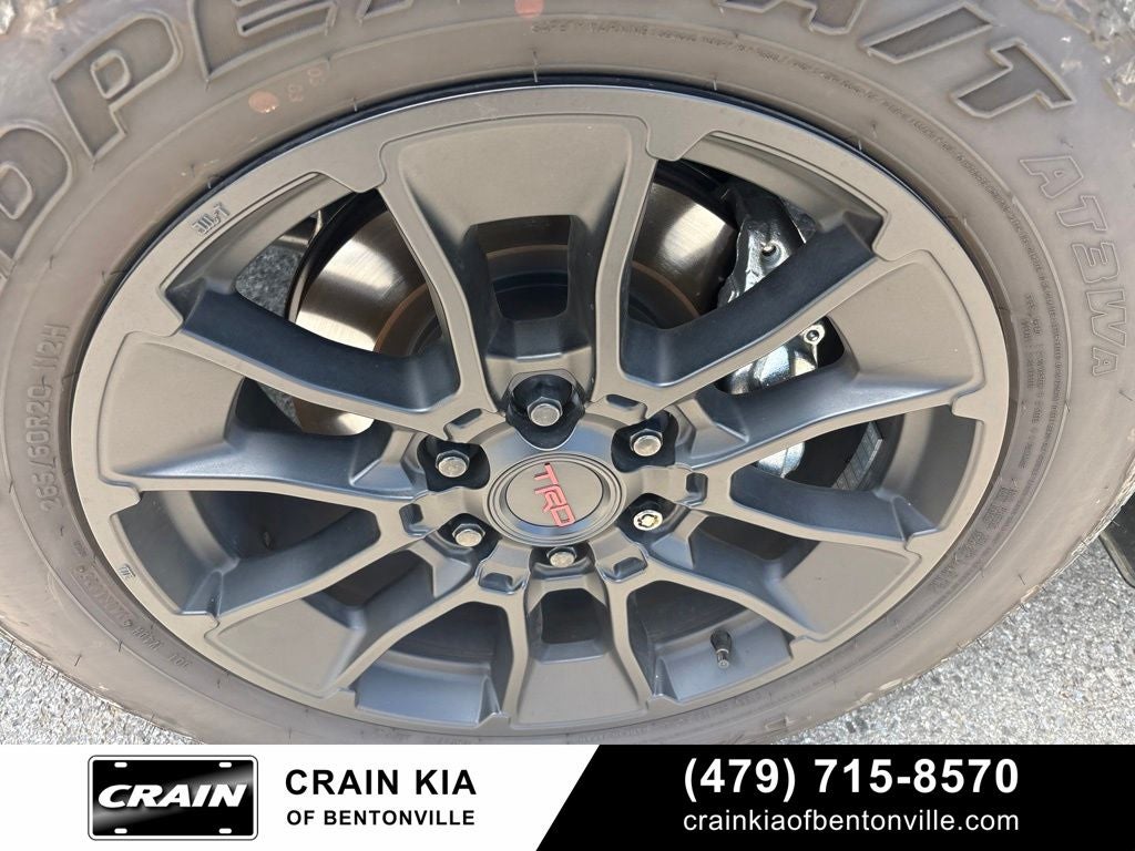 2026 Toyota Sequoia Platinum - 4WD / PANORAMIC SUNROOF / ONE OWNER