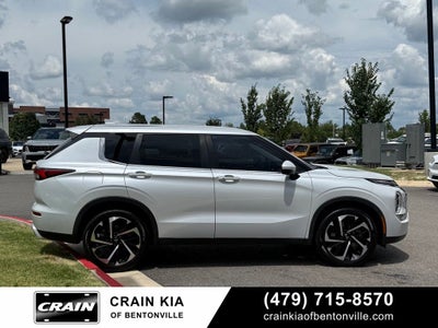 2022 Mitsubishi Outlander SE - 4WD / CLEAN CARFAX