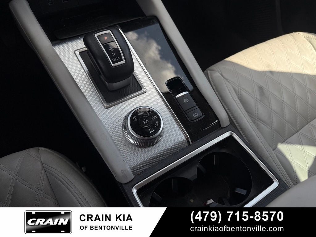 2023 Mitsubishi Outlander SEL - 4WD / CLEAN CARFAX